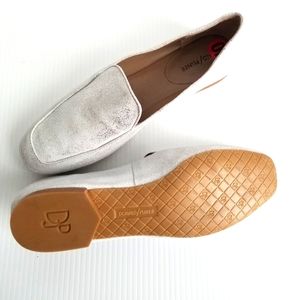 Donald J. Pliner Halia Flats Loafers Silver Metallic Shimmer Size 10 NWT